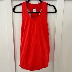 Athleta Momentum Racerback Tank Size Small Like New